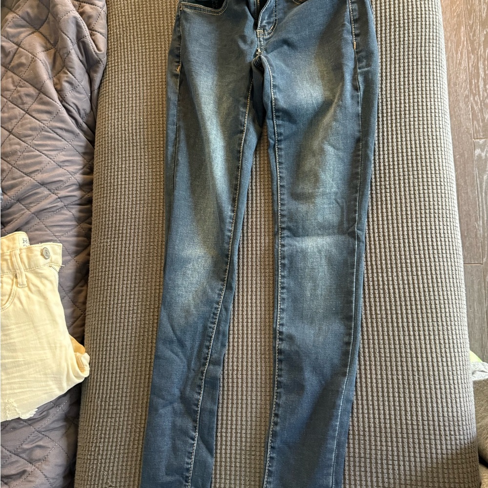 Classic Blue Junior’s Jeggings